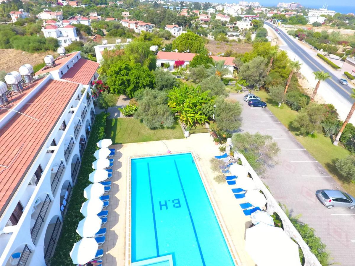 Bare Hill Holiday Apartments Krini ภายนอก รูปภาพ