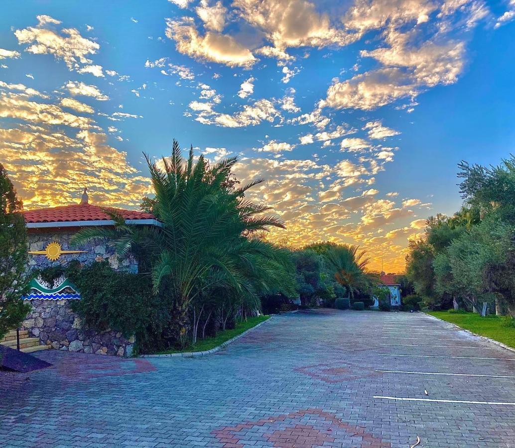 Bare Hill Holiday Apartments Krini ภายนอก รูปภาพ